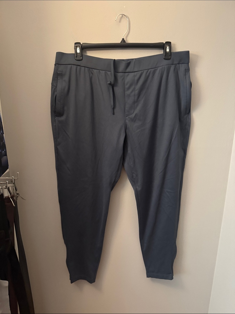 Mondetta Men's Slate Gray Jogger Pants